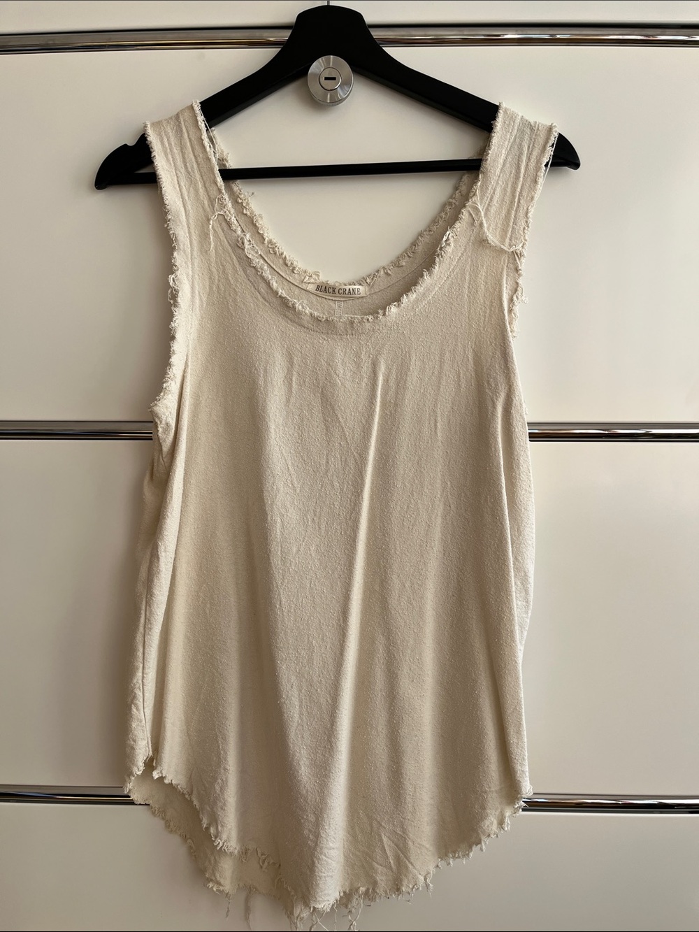 Black Crane Cream Raw-Edge Tank Top